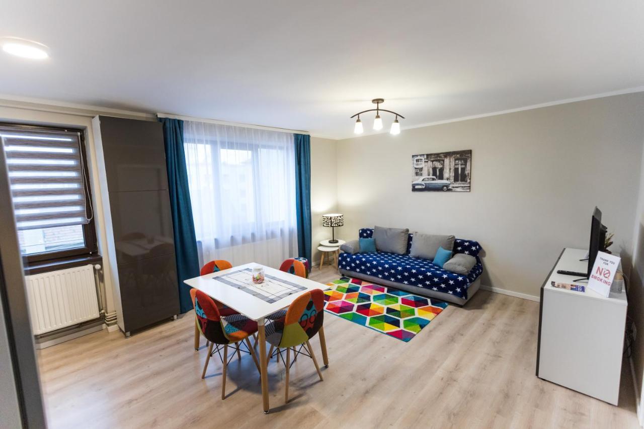 Travel Homzzz Central Apartments - Tusnad Târgu-Mureş Exteriör bild