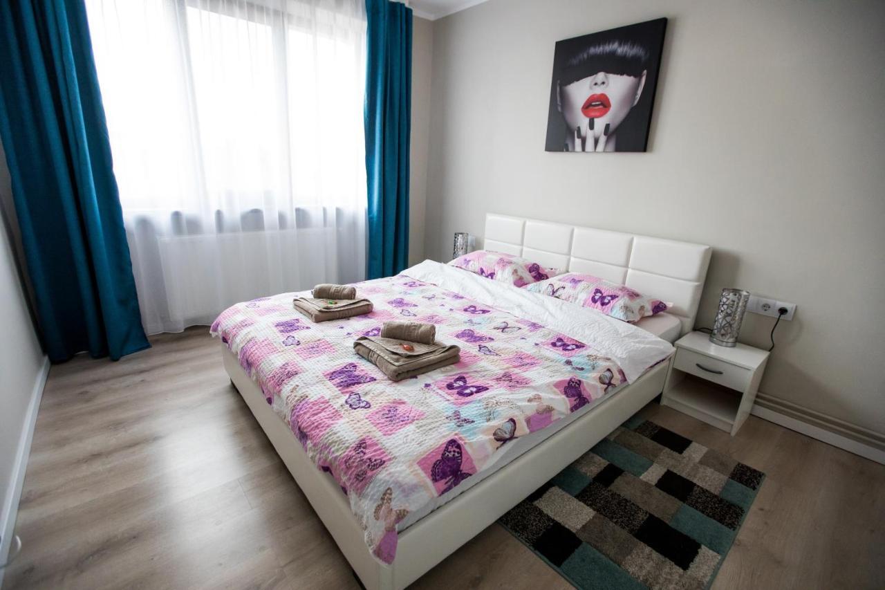 Travel Homzzz Central Apartments - Tusnad Târgu-Mureş Exteriör bild